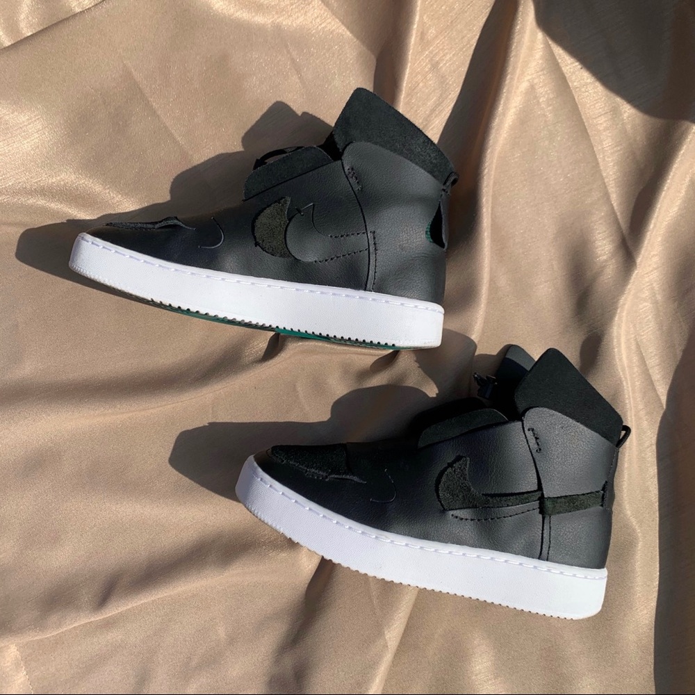 Nike Vandalized LX Black Green Sulphur Anthracite - Women’s Size 7